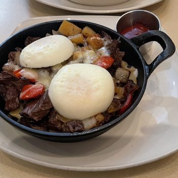 Sanfords Astoria - Skirt Steak Skillet - Breakfast & Brunch Near Me - Astoria, New York Sanfords Astoria - Skirt Steak Skillet - Breakfast & Brunch Near Me - Astoria, New York