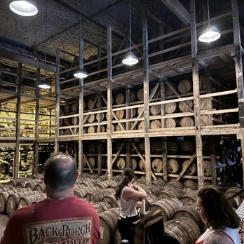 Maker's Mark Distillery - Tours Near Me - Loretto, Kentucky Maker's Mark Distillery - Tours Near Me - Loretto, Kentucky
