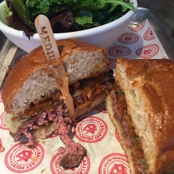 Ballast Point Brewing Long Beach - BP BBQ Burger $16 with 100% Wagyu Beef - Breweries Near Me - Long Beach, California