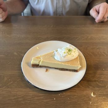 The James - Key Lime pie - American Near Me - Charleston, South Carolina The James - Key Lime pie - American Near Me - Charleston, South Carolina
