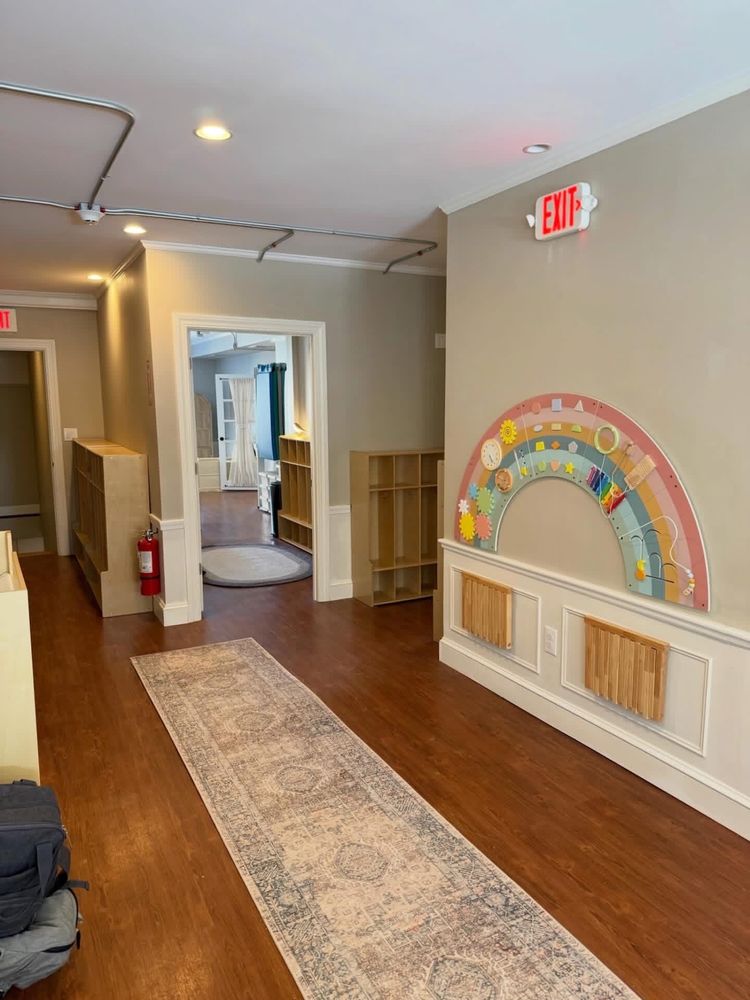 Four Seasons Preschool of Mt. Auburn Logo