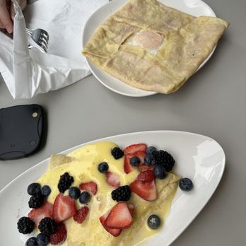 River Roux - Berry crepe, ham cheese egg crepe - Cafes Near Me - Chicago, Illinois