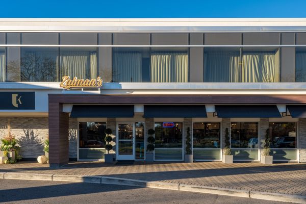 Zalman's On Woodward by null