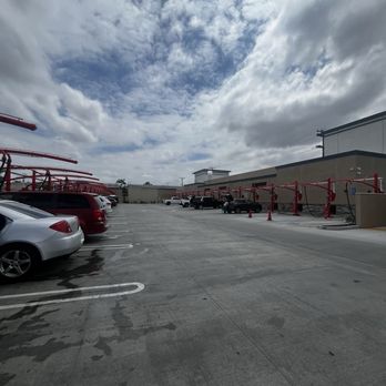 Bellagio Express Car Wash - Vacuum stalls - Car Wash Near Me - Lawndale, California Bellagio Express Car Wash - Vacuum stalls - Car Wash Near Me - Lawndale, California