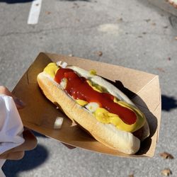 Sister shack - Hot dog with ketchup, mustard, relish, and onions!