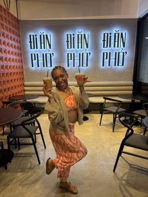 Di An Pho by null
