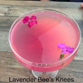 Beeside Balcony - Lavender Bee's knees alcoholic beverage - Mediterranean Near Me - Del Mar, California