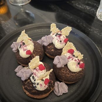 Animae - Ube profiteroles - Asian Fusion Near Me - San Diego, California Animae - Ube profiteroles - Asian Fusion Near Me - San Diego, California
