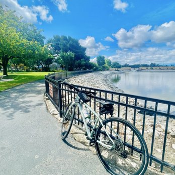 Hidden Lake Park - Local Flavor Near Me - Milpitas, California