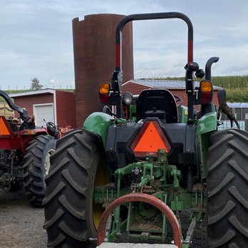 Big Barn Brewing - Tractor - Breweries Near Me - Mead, Washington Big Barn Brewing - Tractor - Breweries Near Me - Mead, Washington