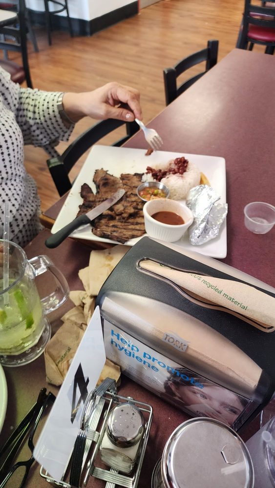 Pupuseria salvadoreña las Veronica's