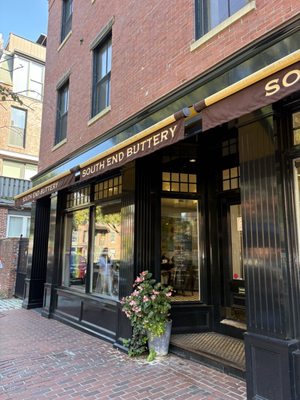 South End Buttery by null