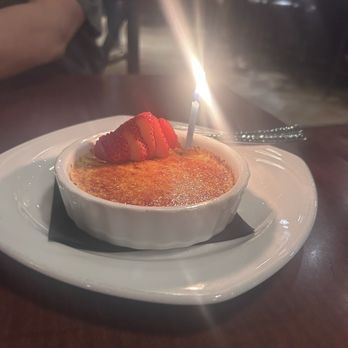 Bentley's Grill - Crème Brûlée - New American Near Me - Salem, Oregon