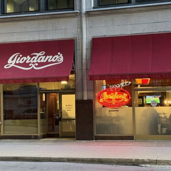 Giordano's - Pizza Near Me - Chicago, Illinois Giordano's - Pizza Near Me - Chicago, Illinois