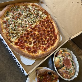 Hella Pie Pizza - Pizza Near Me - Tracy, California