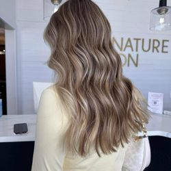 Signature Salon