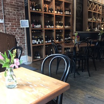 1215 Wine Bar & Coffee Lab - Interior - Cafes Near Me - Cincinnati, Ohio