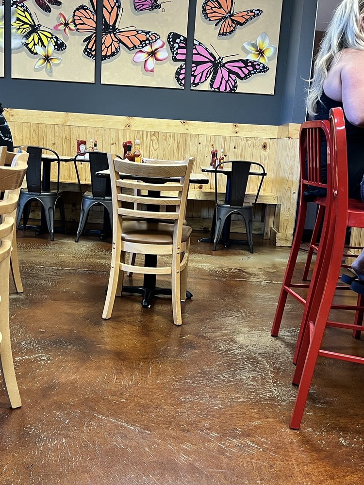 BabyStacks Cafe – Mountains Edge - Photo 2