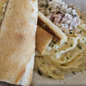 Emily's Ocean View Dining - Chicken Alfredo - Steakhouses Near Me - Ocean Shores, Washington Emily's Ocean View Dining - Chicken Alfredo - Steakhouses Near Me - Ocean Shores, Washington