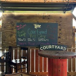 Courtyard Oyster Bar & Grill