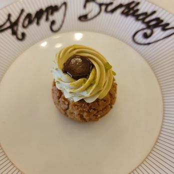 Harrods' Tea Room - Birthday wish with a pistachio cream filled dessert - Sandwiches Near Me - London, XGL Harrods' Tea Room - Birthday wish with a pistachio cream filled dessert - Sandwiches Near Me - London, XGL
