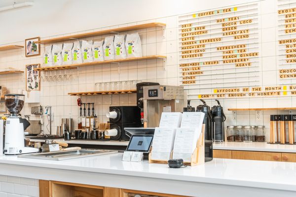 Honey's Bistro by null