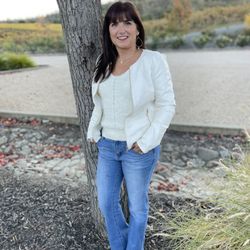 Glow Health Medical Clinic - Dr. Tanya Zamorano