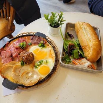 Phinista - Banh mi chao - Creperies Near Me - Boston, Massachusetts