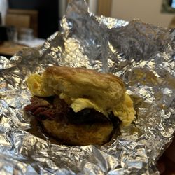 The Roaming Biscuit - Biscuit Brisket was a good grub