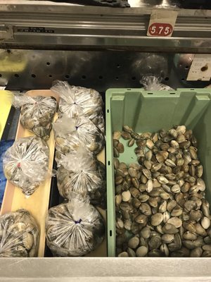 Da Seafood Store by null