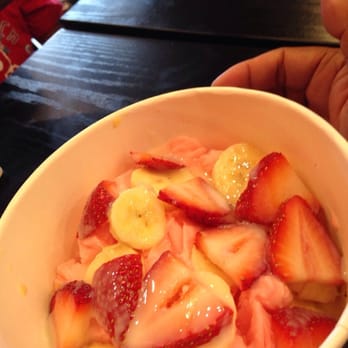 Ice Monster - Strawberry snow - Juice Bars & Smoothies Near Me - Walnut Creek, California