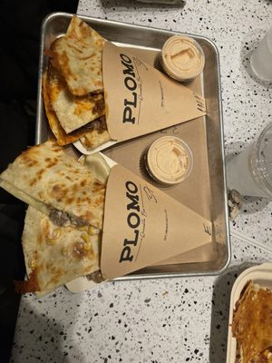 Plomo Quesadillas: Henderson Ave by null