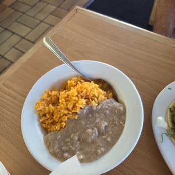 Los 2 Carnales - Perfectly made beans and rice - Mexican Near Me - Oakhurst, California Los 2 Carnales - Perfectly made beans and rice - Mexican Near Me - Oakhurst, California