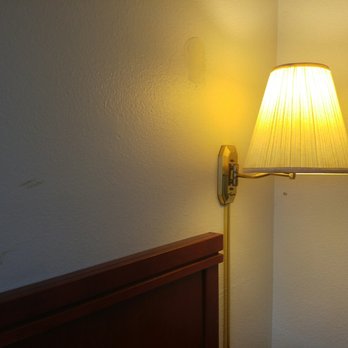 Rodeway Inn & Suites Hwy 217 & 26 W - More of the wall. - Hotels Near Me - Portland, Oregon Rodeway Inn & Suites Hwy 217 & 26 W - More of the wall. - Hotels Near Me - Portland, Oregon