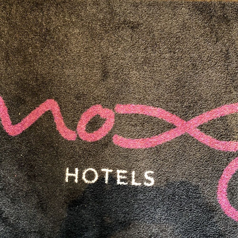 Moxy Seattle Downtown - Hotels Near Me - Seattle, Washington