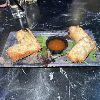Per Se - Chicken Egg Rolls - Salad Near Me - Douglasville, Georgia