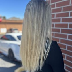 Brazilian blowout treatment in curly hair