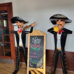Vallarta Mexican Grill Mariscos Bar - Entry greeters