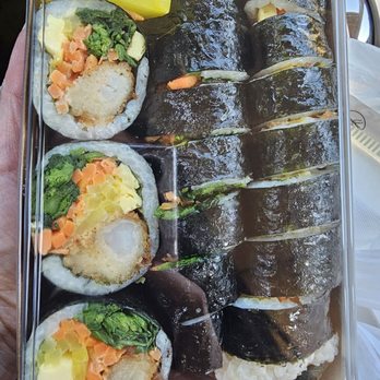 Kimbap Paradise - Fried Shrimp Kimbap - Korean Near Me - Los Angeles, California Kimbap Paradise - Fried Shrimp Kimbap - Korean Near Me - Los Angeles, California