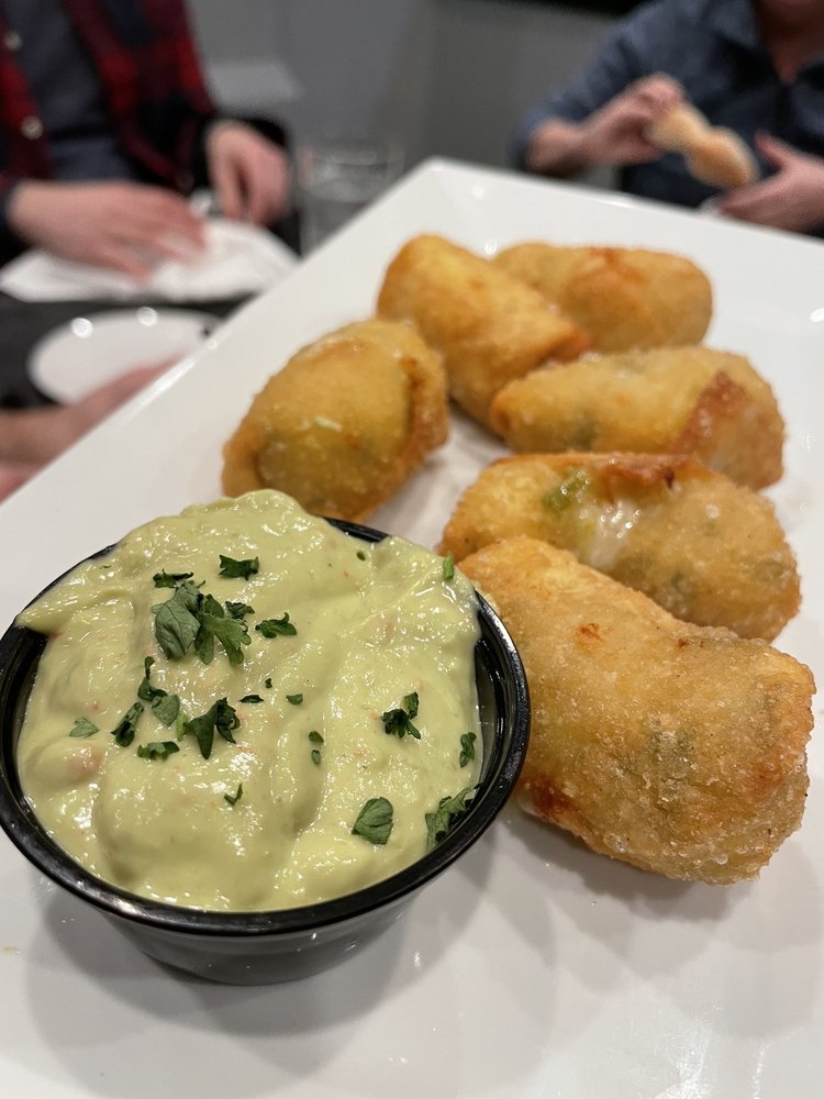 BRISTOL BAR & GRILLE 119 Photos & 120 Reviews 300 N Hurstbourne