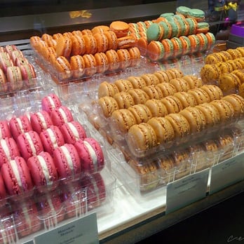 Pierre Hermé - Chocolatiers & Shops Near Me - Paris, 75