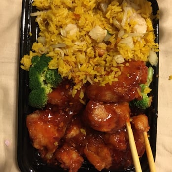 King Shing - General Tsos combination dinner takeout - $7.45 (egg roll not shown) - Chinese Near Me - Ann Arbor, Michigan King Shing - General Tsos combination dinner takeout - $7.45 (egg roll not shown) - Chinese Near Me - Ann Arbor, Michigan