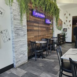 Empanadas and More - Ambiance