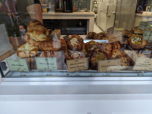 Yuki's Coffee & Bakery by null