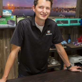 Moranda Minds Computer Services - Owner: Dustin Moranda in our shop location in Pacific Grove. - IT Services & Computer Repair Near Me - Pacific Grove, California Moranda Minds Computer Services - Owner: Dustin Moranda in our shop location in Pacific Grove. - IT Services & Computer Repair Near Me - Pacific Grove, California