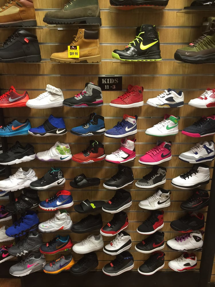 DTLR Updated September 2024 3320 Silas Creek Pkwy, Winston Salem