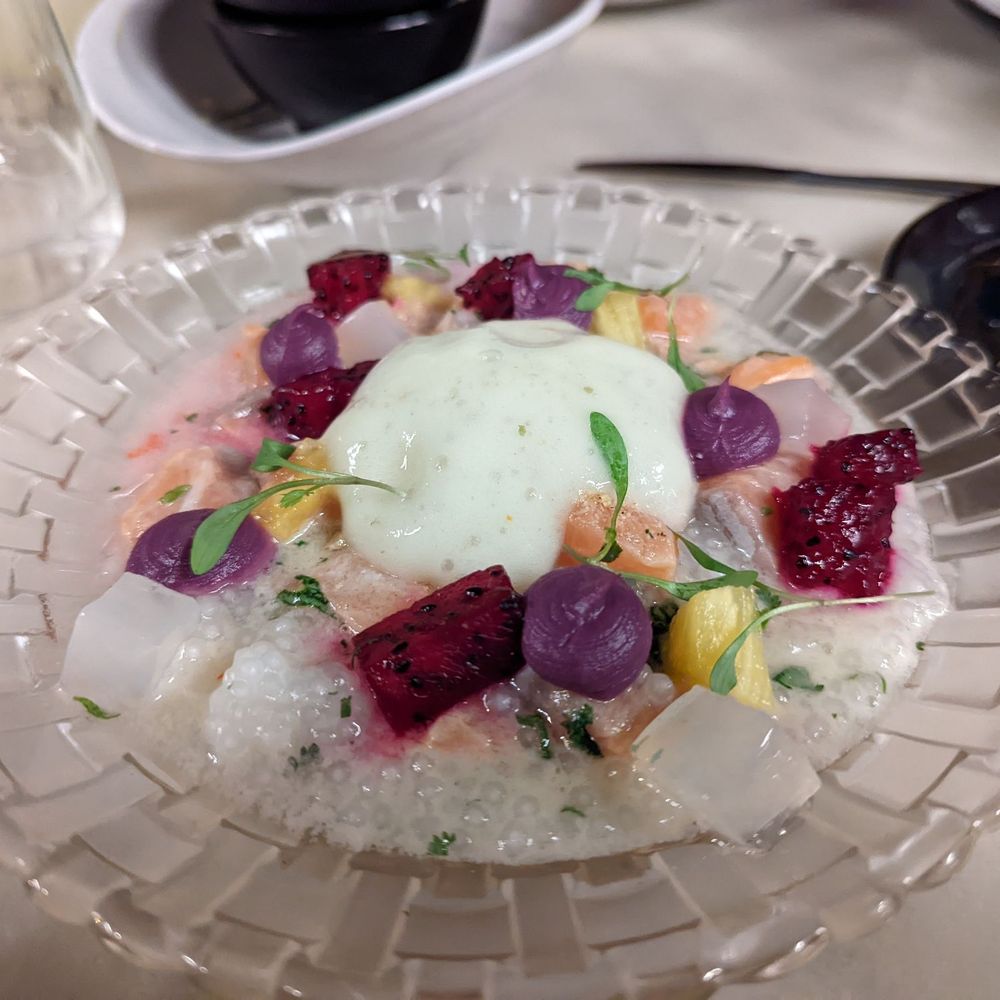 A Cevicheria - Salmon - Gastropubs Near Me - Lisbon, 11 A Cevicheria - Salmon - Gastropubs Near Me - Lisbon, 11
