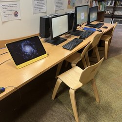 West Hartford Public Library - Bishops Corner Branch - Computers for kids