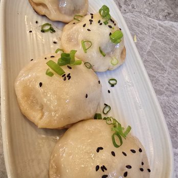 Yum Long - Pan fried pork bun. - Chinese Near Me - Monterey Park, California Yum Long - Pan fried pork bun. - Chinese Near Me - Monterey Park, California