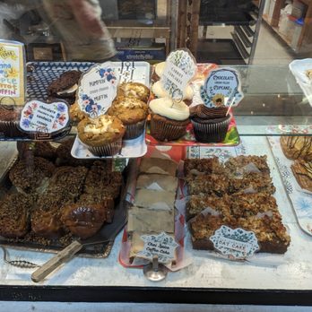 Stehekin Pastry Company - Display Case - Bakeries Near Me - Stehekin, Washington Stehekin Pastry Company - Display Case - Bakeries Near Me - Stehekin, Washington